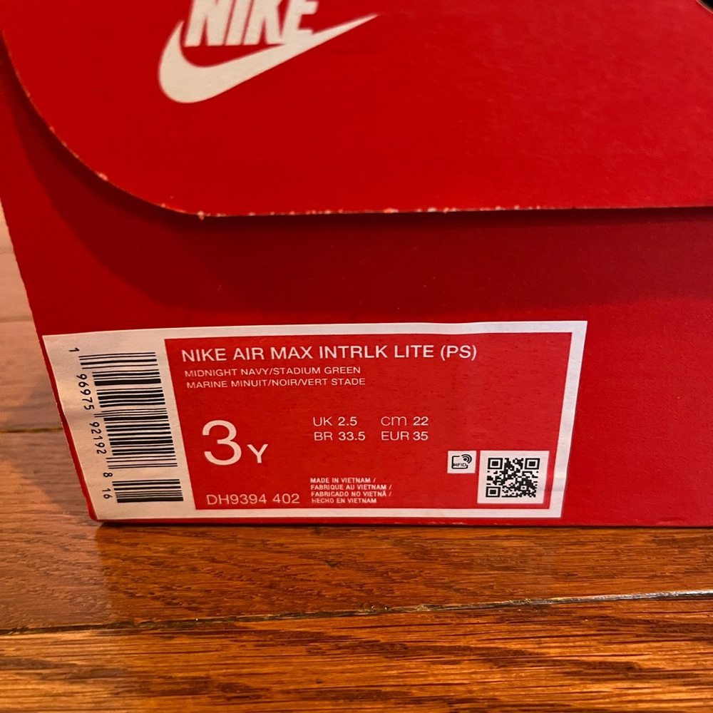 Nike Air Max Intrlk Lite Kids Sneakers - Midnight Navy and Green